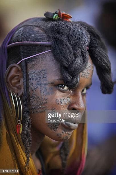 African Tribe Tattoos Fotografías E Imágenes De Stock Getty Images