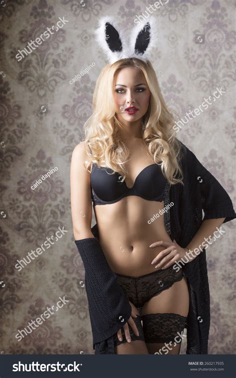 Sexy Beautiful Blonde Woman Black Lingerie Stock Photo 260217935 Shutterstock