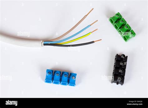 Electric cable, four-wire, wire connectors Stock Photo - Alamy