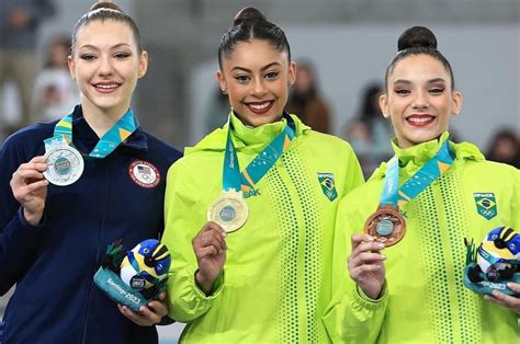 Ginasta Curitibana Maior A Medalhista Do Brasil No Pan