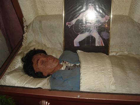 Elviss Corpse Obiwan166 Flickr