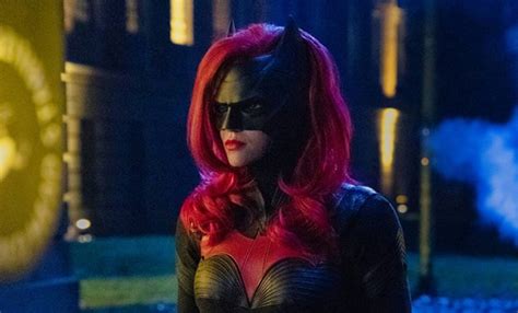 Watch The First Official Trailer For Ruby Rose’s ‘batwoman’ Series Heroic Hollywood