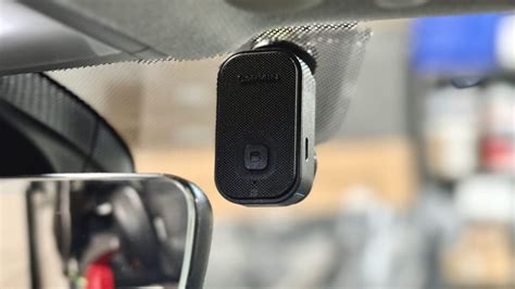 Garmin Mini 2 Dash Cam Hands-On Review