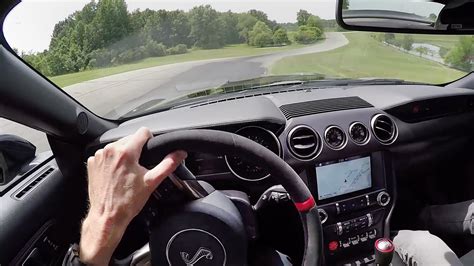 Video Pov Driving The Ford Mustang Shelby Gt350r Gtspirit