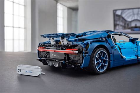 LEGO Technic Bugatti Chiron Is Official, Has Working 8-Speed Gearbox!