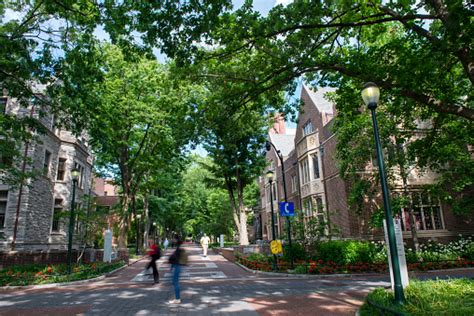 Upenn Campus In Summer Stock Photo - Download Image Now - Architecture ...