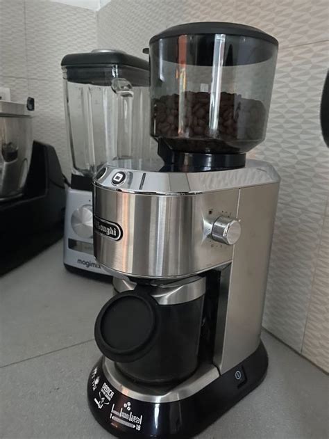 Moulin à café DELONGHI Dedica KG520 M Kaufen auf Ricardo