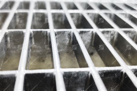 Грязезащитные решетки от производителя, купить по выгодной цене в Санкт ...