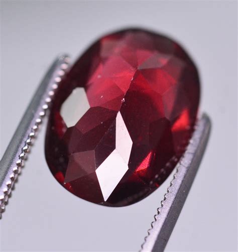 5 CT NATURAL BEAUTIFUL RHODOLITE GARNET GEMSTONE