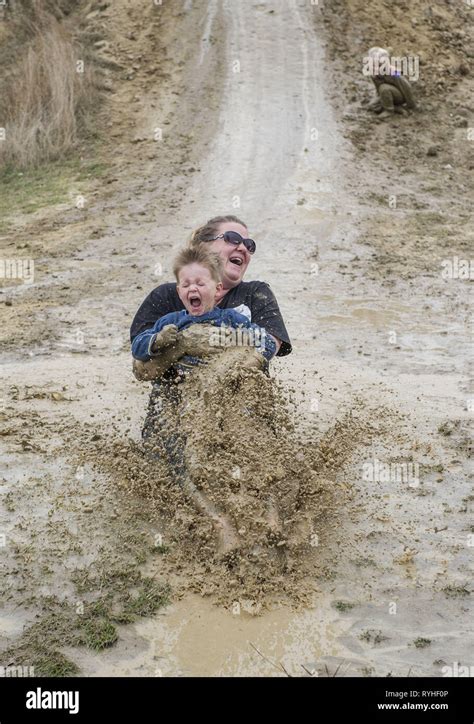 20190314 Muddy Hi Res Stock Photography And Images Alamy