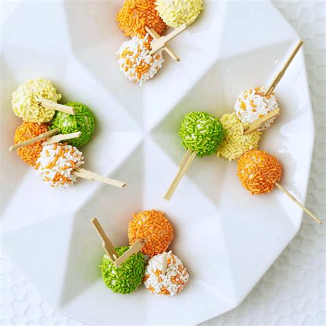 Mini Ice Cream Pops With Sprinkles–No Mold Needed | Tara Teaspoon