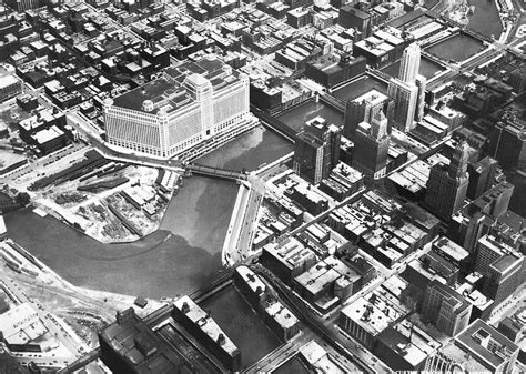 Chicago Merchandise Mart Photograph By Underwood Archives Fine Art