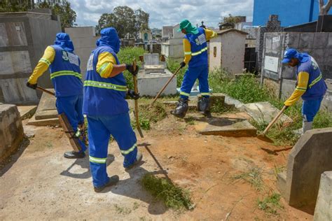 Sesep Intensifica Mutir Es De Limpeza Nos Cemit Rios P Blicos Para A