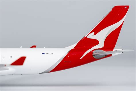 NG Models 61091 Airbus A330 200P2F Qantas Freight VH EBE