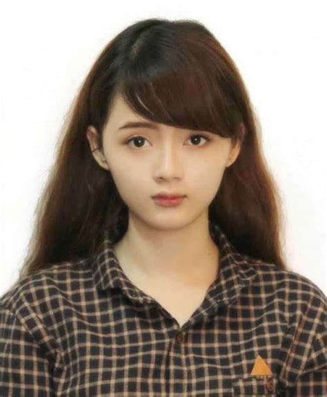 Cuộc sống của các hot girl bất ngờ nổi tiếng chỉ sau một đêm