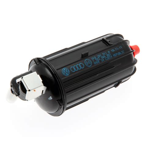 Audi Fuel Filter (A4 S4 A5 S5 RS5 B8) 8K0201511A by Bosch | Europa Parts