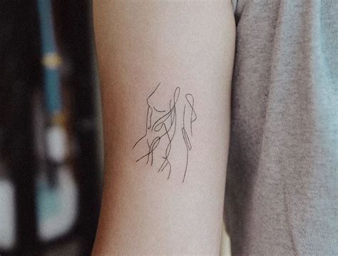 50 Minimalist Tattoo Ideas For Women Secretly Sensational Tattoos