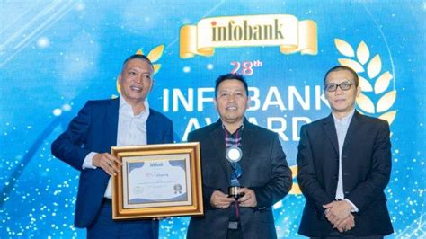 Bank Lampung Raih Diamond Trophy Infobank Award 2023 Tribunlampung Co Id