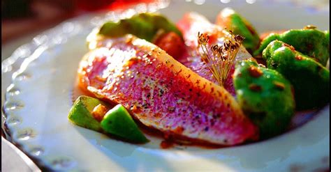 Red Mullet With Bell Peppers Recipe Eat Smarter Usa