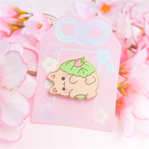 Sakura Mochi Cat Pin – tokyo shojo