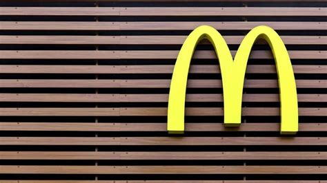 Demandan A Mcdonalds Por El Brote De E Coli En Eeuu