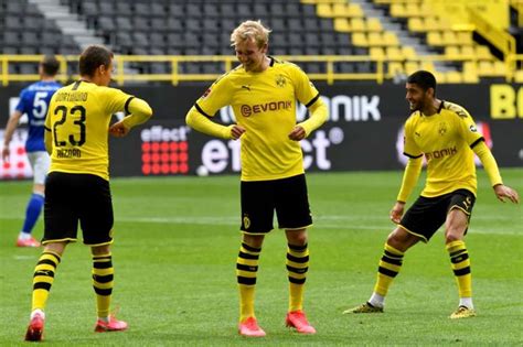 Borussia Dortmund gana 1 0 a Hertha y refuerza su segundo puesto Crónica