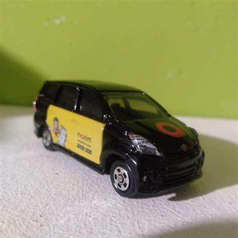 Jual Diecast Tomica Toyota Avanza Veloz Hitam Custom Taksi Maxim