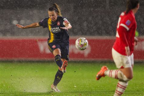 FC Twente Vrouwen Verslaat PSV In Eindhoven