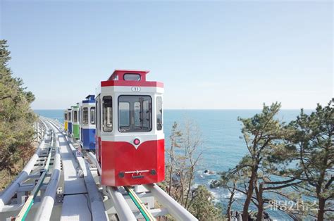 부산 로맨틱 커플여행 해운대블루라인파크 해변열차 바다를 따라 낭만 트램