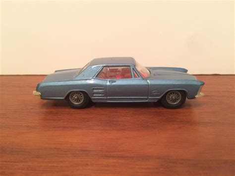 Corgi Buick Regal Made In Britain Approx 425 Long Buick Regal Metal