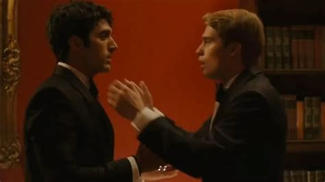 Red White Royal Blue Best Kissing Scenes Good Movies To Watch Cute Gay Couples