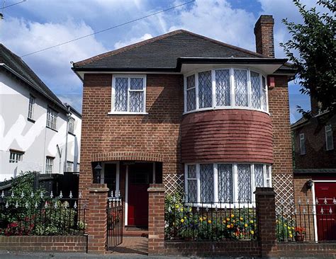 Image Suburban Homes In Uk Ewa Stock Photo Library