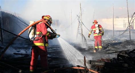 Incendio Consume 78 Casas Y Deja Un Herido En Sullana PERU CORREO