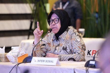 Mensos Risma Sebut Potensi Kerugian Bansos Lebih Dari Rp 523 Miliar