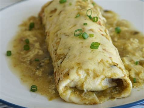 The Best Verde Wet Burrito Recipe A Food Lovers Kitchen