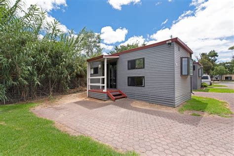 Large Cabin Accommodation Adelaide Caravan Park