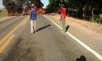 Mst Realiza Protesto Em Rodovias De Minas Por Reforma Agr Ria Gerais