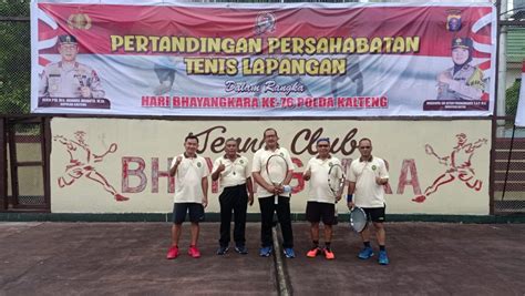 Berita Terkini MENGIKUTI PERTANDINGAN PERSAHABATAN TENIS LAPANGAN DALAM