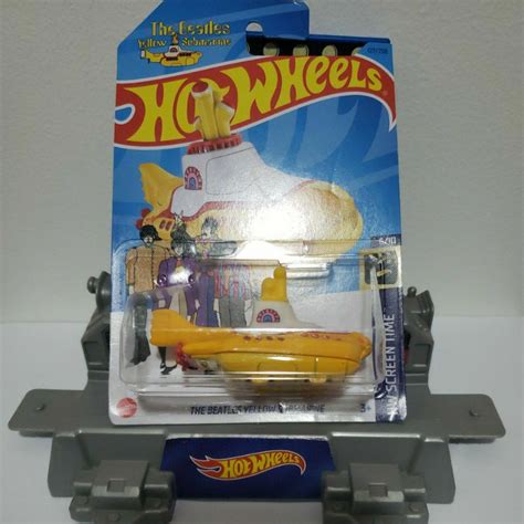 Hot Wheels The Beatles Yellow Submarine Submarino Amarelo Lote F Shopee Brasil