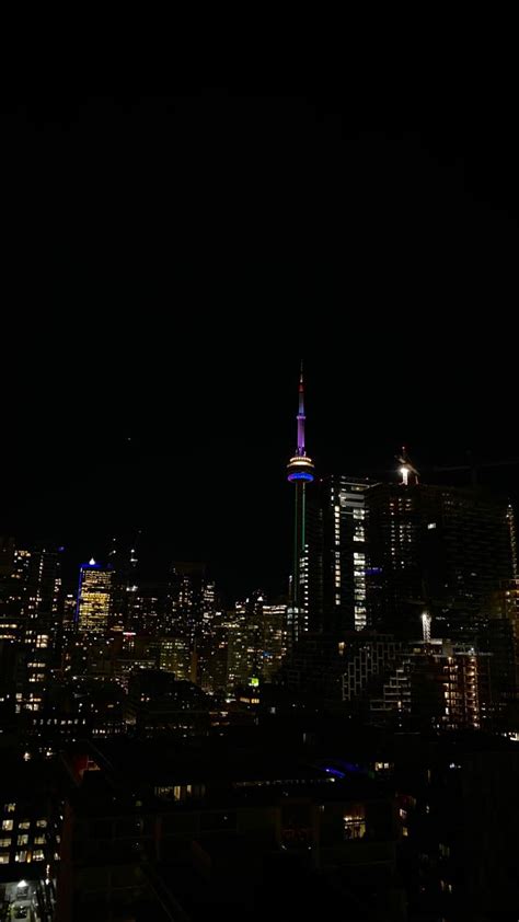 Toronto cn tower night rooftop – Artofit