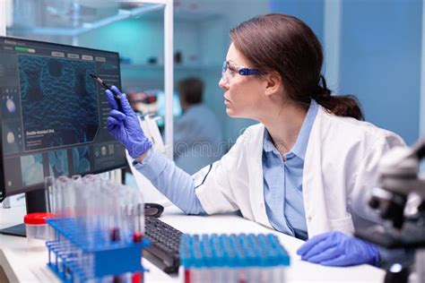 Medical Biochemist Development A New Technology Stock Image Image Of Chemistry Doctor 212472463