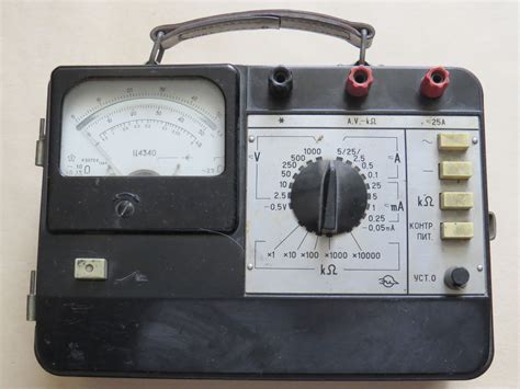 Прибор Цэшка, двигатели, конденсаторы, др