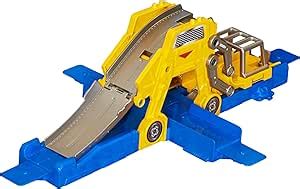 Amazon Hot Wheels Track Builder Deluxe Lift Launch Stunt Set Toys Games