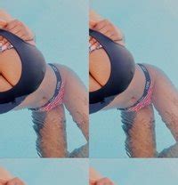 Sweetest Pussy Adult Performer In Dubai