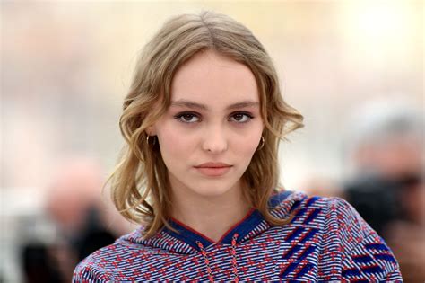 Lily Rose Depp La Figlia Di Vanessa Paradis E Johnny Depp Di Cui