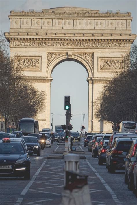 Paris Arc De Triomphe Entry And Walking Tour Getyourguide