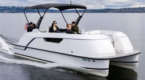 Best Electric Boat Brands per Type