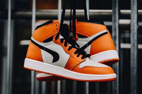 This Reverse Shattered Backboard Air Jordan 1s Are Going For $146,000 ...