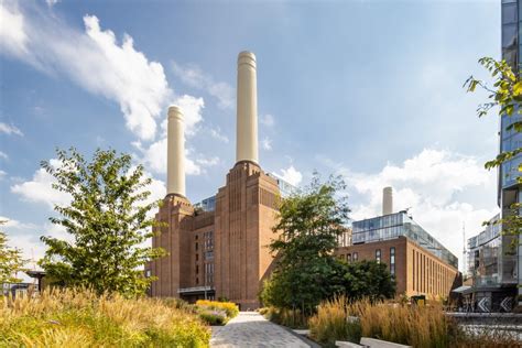 Where To Eat And Drink In London’s Iconic Battersea Power Station Sawasdee