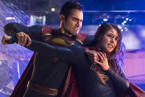 'Supergirl' Finale Photos Reveal Superman's Return, Zod